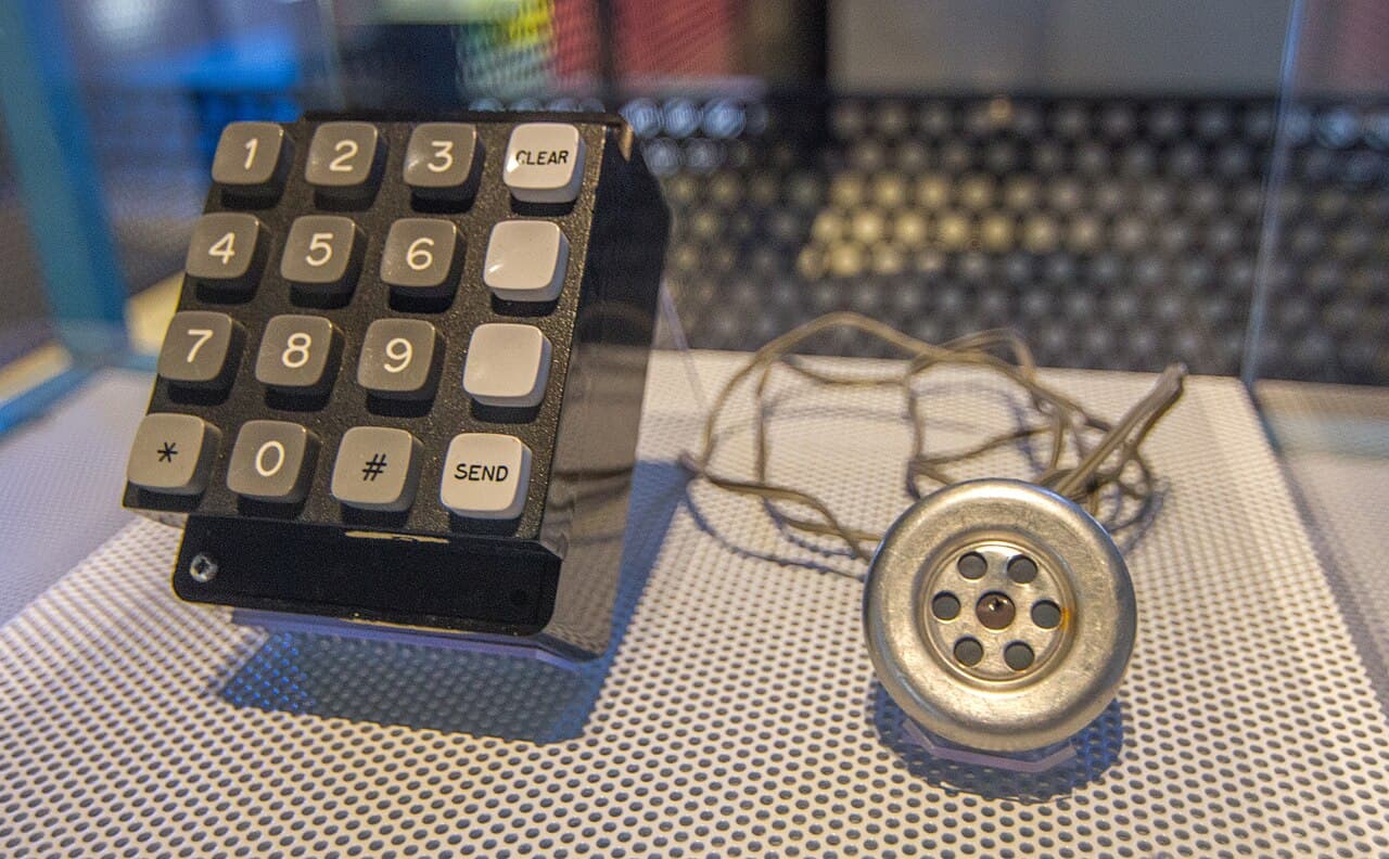 A blue box phreaking device on display at the Powerhouse Museum
